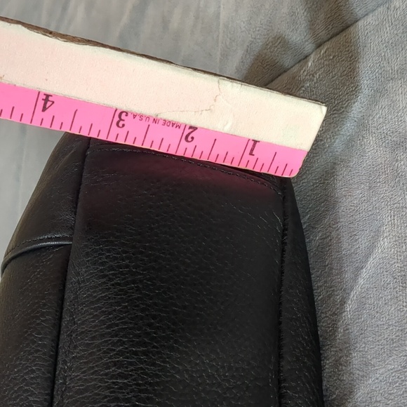 Etienne Aigner Black Leather Shoulder Bag - Picture 7 of 11